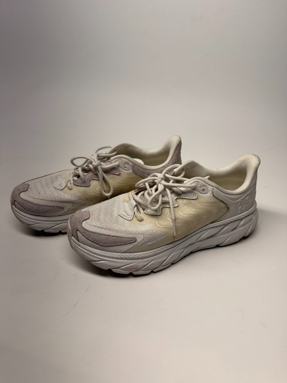 Hoka One One Clifton LS - Nimbus White Womens Sneaker Sz 9.5